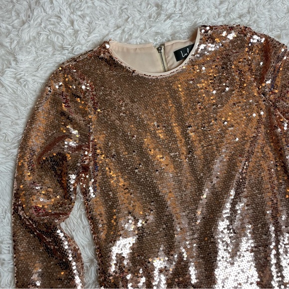 NWT Lulu’s Rose Gold Dress 🌟 - Picture 4 of 9